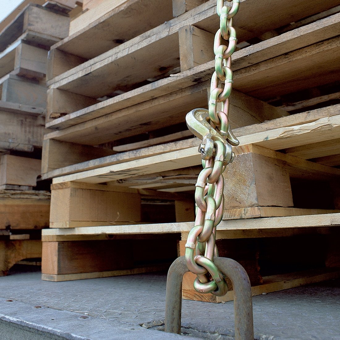 VULCAN Safety/Binder Chain with Clevis Grab Hooks - Grade 70-5/16 Inch x 10 Foot - 4,700 Pound Safe Working Load - Image 5